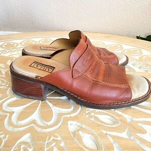 Ariat Brown Leather Mules Sz 6.5